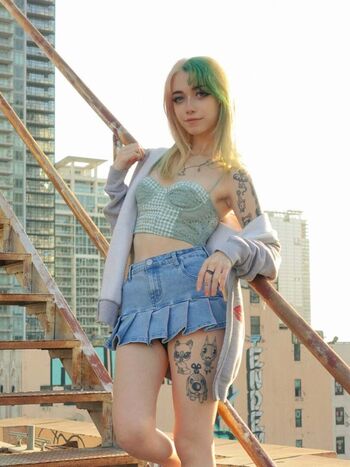 Full leaked Jadeiluvmeww private onlyfans photo
