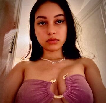 Full leaked Jadeli rosa page private onlyfans photo