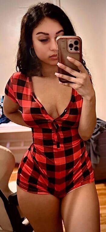 Full leaked Jadeli rosa  page private onlyfans photo