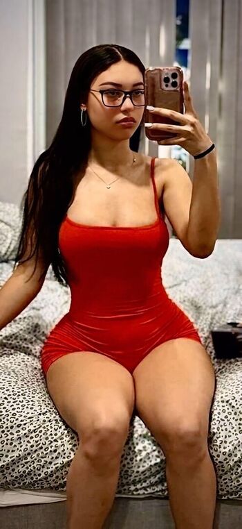 Full leaked Jadeli rosa  page private onlyfans photo