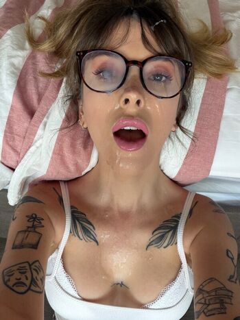 Full leaked Jadevow private onlyfans photo