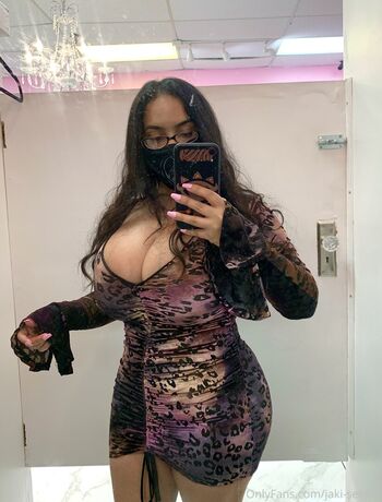 Full leaked Jaki senpai private onlyfans photo