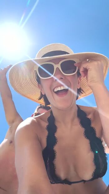 Full leaked Janette manrara private onlyfans photo