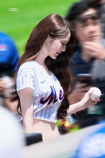 Jang Won-young
