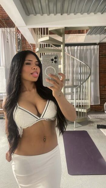 Full leaked Janifest private onlyfans photo