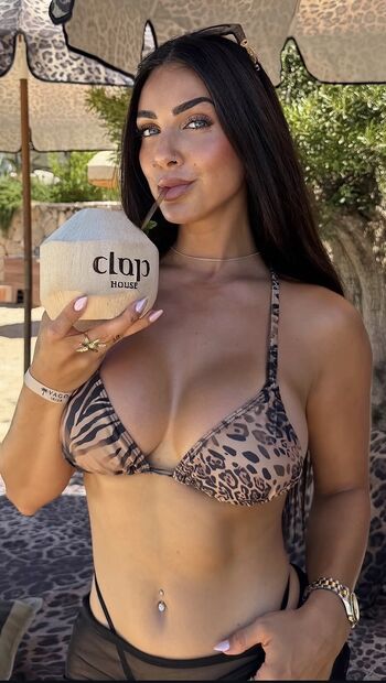 Full leaked Janijanire private onlyfans photo