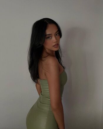 Full leaked Jaruwanjro private onlyfans photo