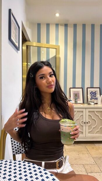 jasmine_lillyyyy