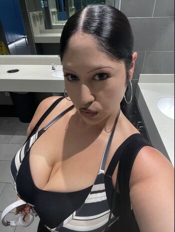 Full leaked Jasmineelilyrose private onlyfans photo