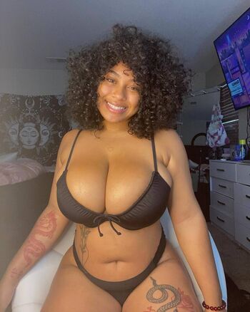 Full leaked Jasmynaaliyah private onlyfans photo