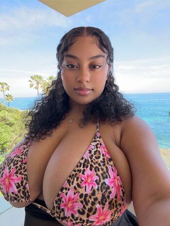 Full leaked Jasmynaaliyah private onlyfans photo
