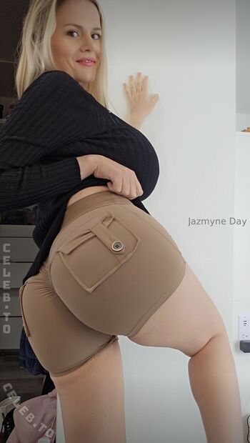Full leaked Jazmyneday private onlyfans photo