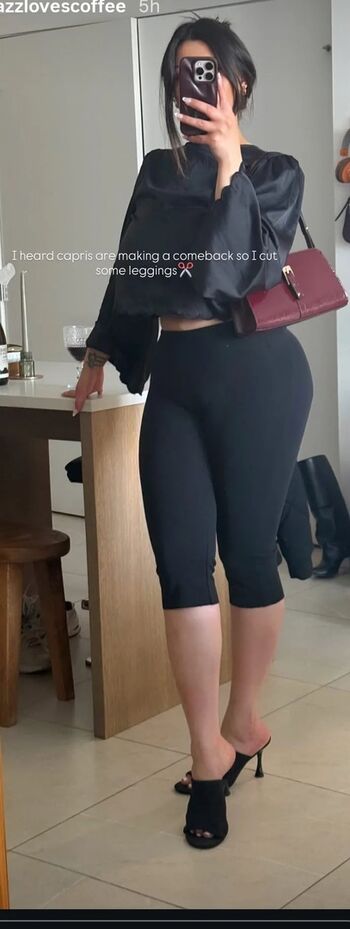 Full leaked Jazzlovescoffee private onlyfans photo