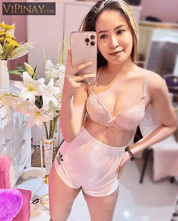Full leaked Jelly kwong page private onlyfans photo