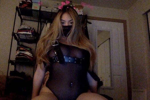 Full leaked Jellycaaakes private onlyfans photo