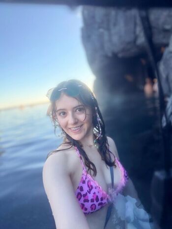 Full leaked Jellycatfishing private onlyfans photo