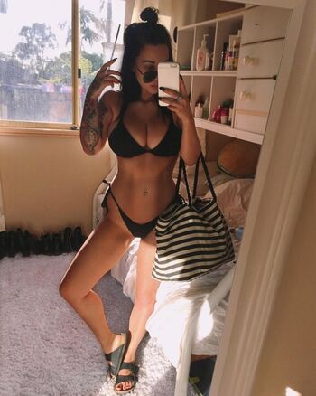 Full leaked Jen suluka private onlyfans photo