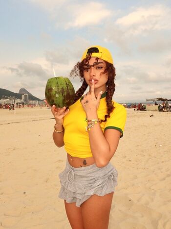 Full leaked Capetownmom/ private onlyfans photo