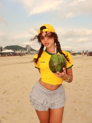 Full leaked Hillary duff/ private onlyfans photo