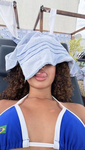 Full leaked Raiane menezesz/ private onlyfans photo