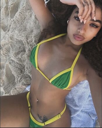 Full leaked Carlotta champagne / private onlyfans photo