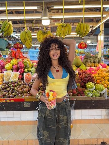 Full leaked Makoshake / private onlyfans photo