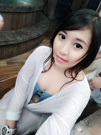 Full leaked Jenhime private onlyfans photo