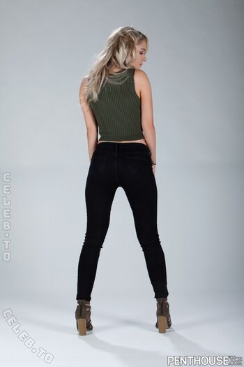Full leaked Jenna jade private onlyfans photo