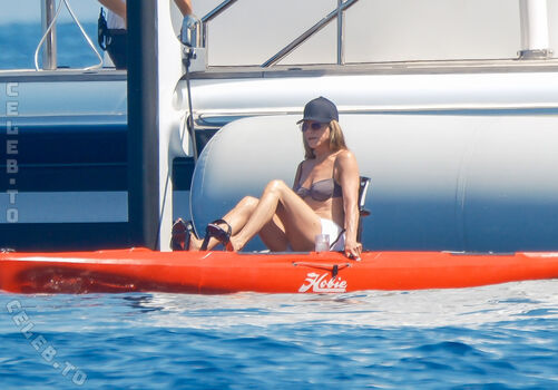 Full leaked Jennifer aniston private onlyfans photo