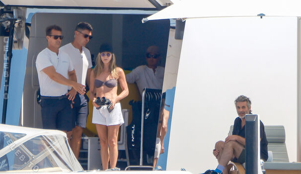 Full leaked Jennifer aniston private onlyfans photo