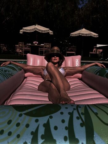 Full leaked Jennifer lopez  page private onlyfans photo