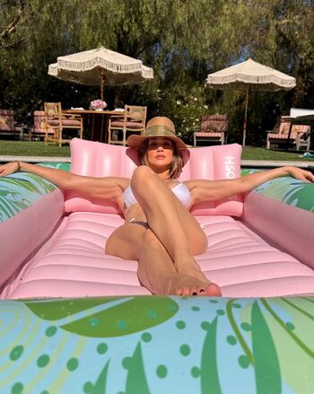 Full leaked Jennifer lopez  page private onlyfans photo