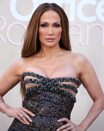 Full leaked Jennifer lopez private onlyfans photo