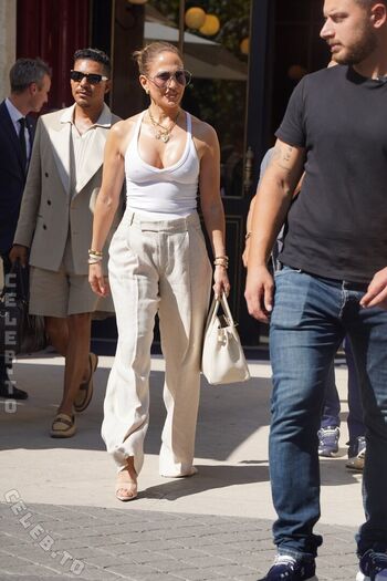 Full leaked Jennifer lopez page private onlyfans photo
