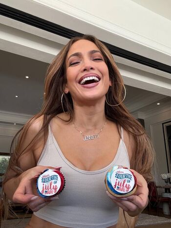 Full leaked Jennifer lopez page private onlyfans photo