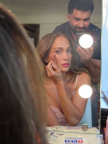 Full leaked Jennifer lopez  page private onlyfans photo