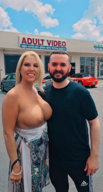 Full leaked Jenny jizz private onlyfans photo