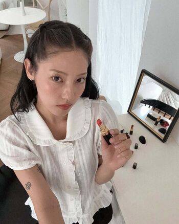 Full leaked Jeon jisu page private onlyfans photo