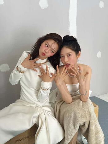 Full leaked Jeongyeon page private onlyfans photo