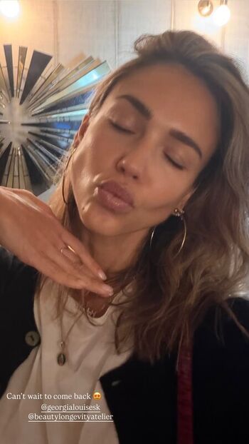 Jessica Alba