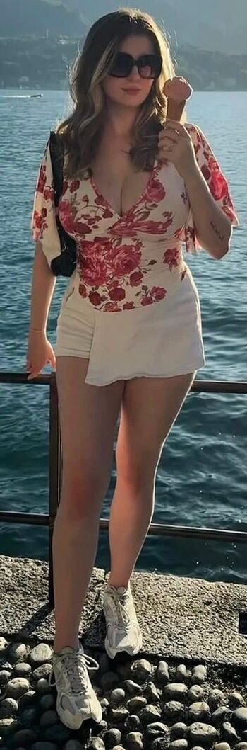 Full leaked Jessica andrewss private onlyfans photo