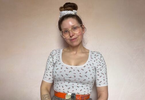 Jessie Cave