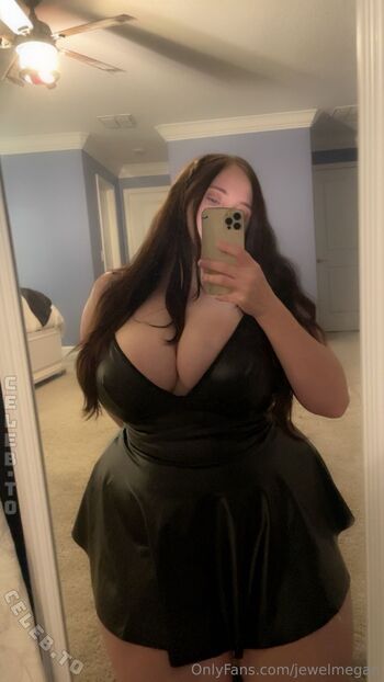 Full leaked Jewelxo private onlyfans photo
