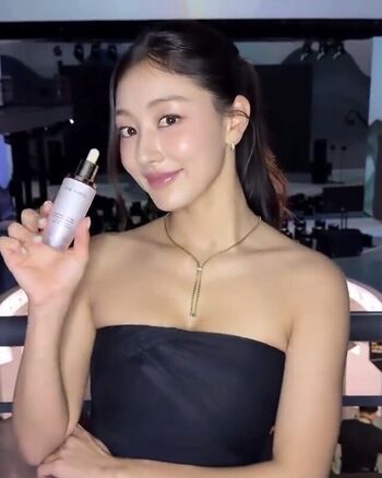 Full leaked Jihyo page private onlyfans photo