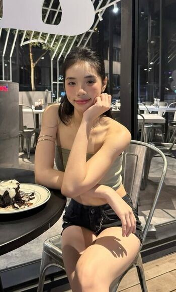 Full leaked Jingle shak qi private onlyfans photo