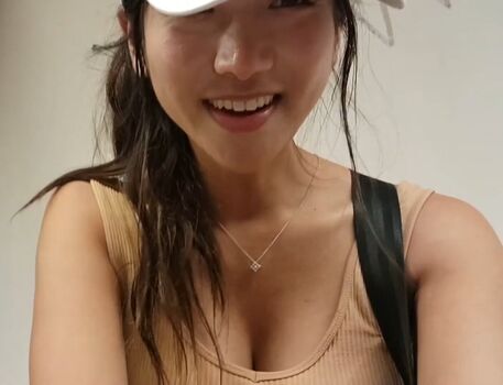 Full leaked Jinnytty private onlyfans photo