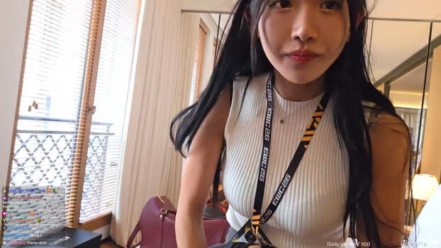 Full leaked Jinnytty private onlyfans photo