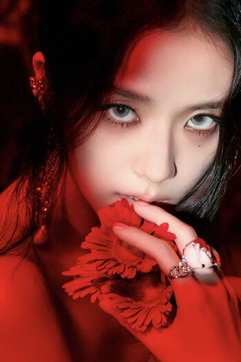 Jisoo Black Pink