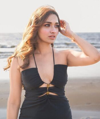 Full leaked Jiyashankar private onlyfans photo