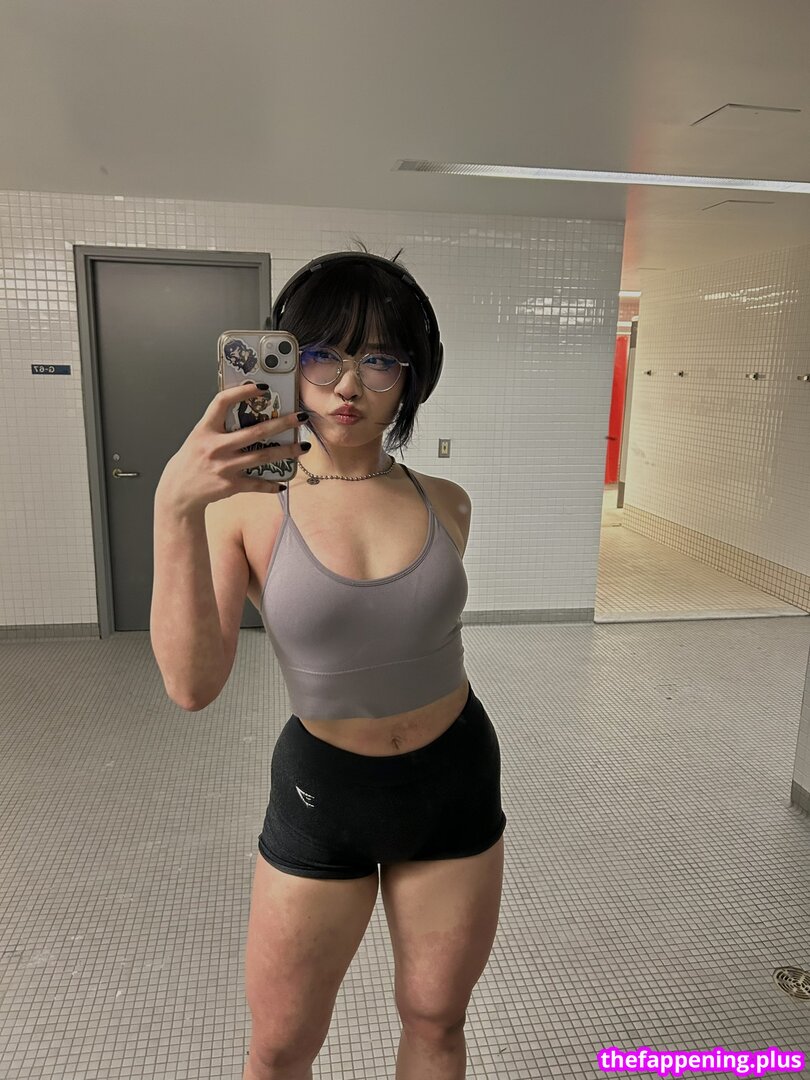 Janet He / https: / jjanethe / jjanethee / jjanether6 Foto OnlyFans Desnuda #11